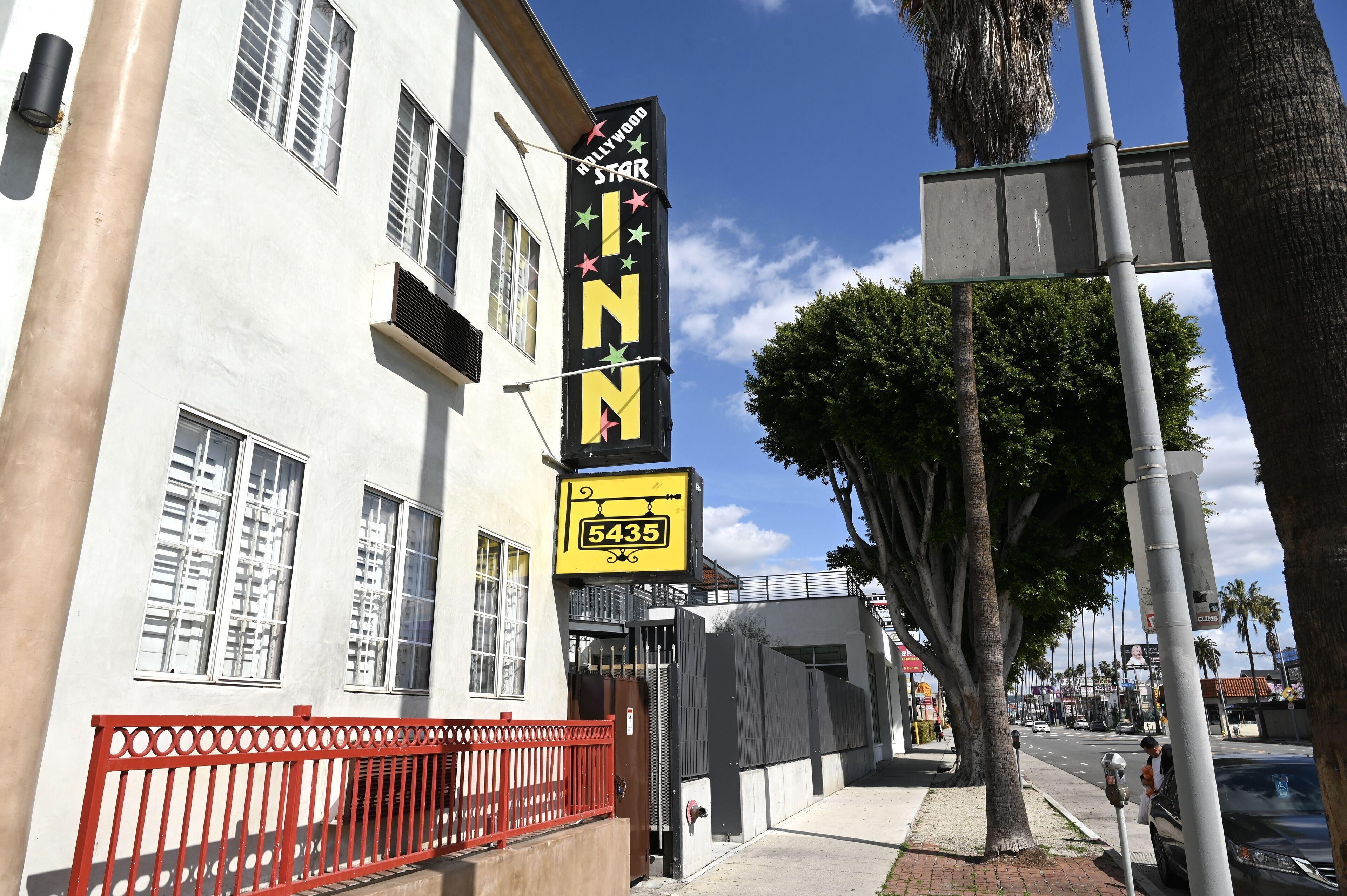 Hollywood Stars Inn — Photos 3